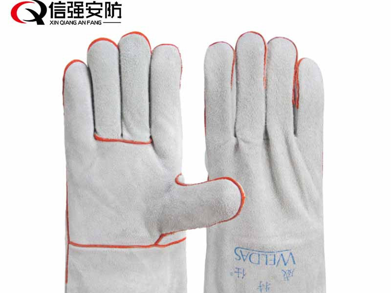 焊接手套：高温作业中的安全卫士